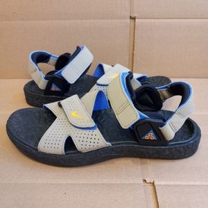 Nike ACG Air Deschutz Sandals Khaki CT3303-200 US Size 6 Euro 38.5 EUC